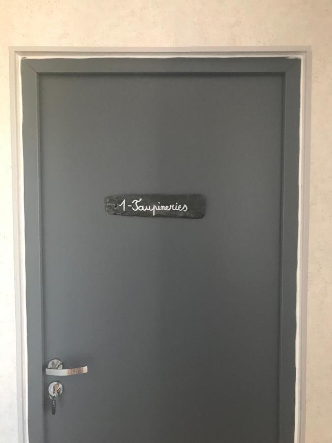 Chambres D'Hotes L'Ame De Travassac Donzenac Екстериор снимка